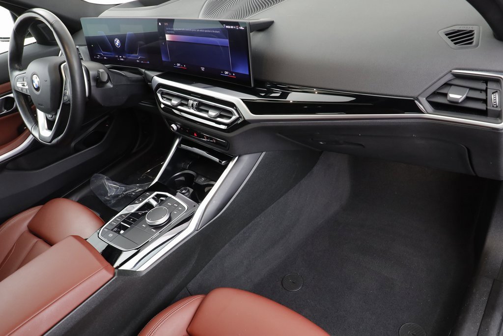 Certified 2023 BMW 330i xDrive Sedan w/ Premium Package image 21