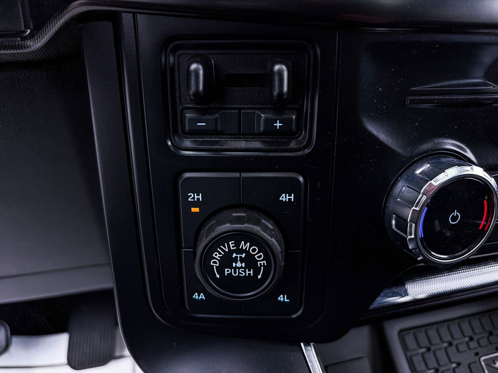 Used 2024 Ford F150 Raptor image 29