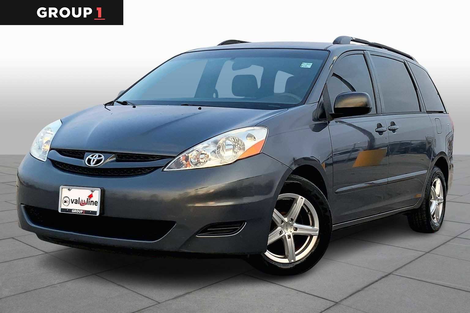Used 2008 Toyota Sienna LE image 1