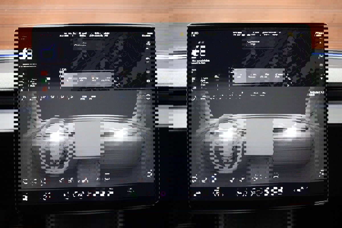 Used 2025 Tesla Model 3 Long Range image 64