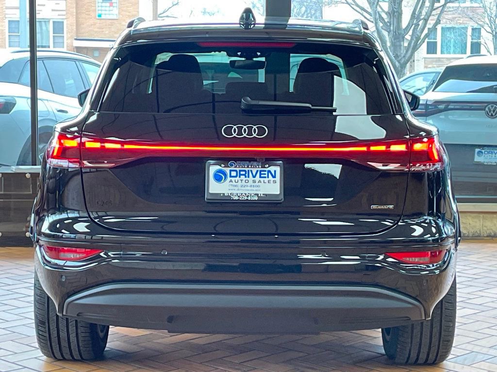 Used 2025 Audi Q6 e-tron Premium Plus w/ Premium Plus image 10