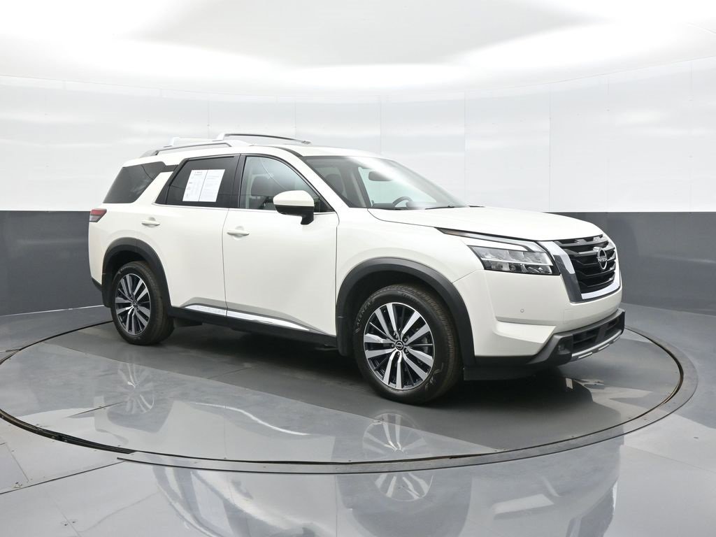 Used 2022 Nissan Pathfinder Platinum w/ Cargo Package