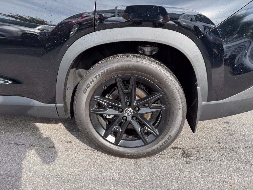 Used 2026 Toyota Grand Highlander AWD image 27