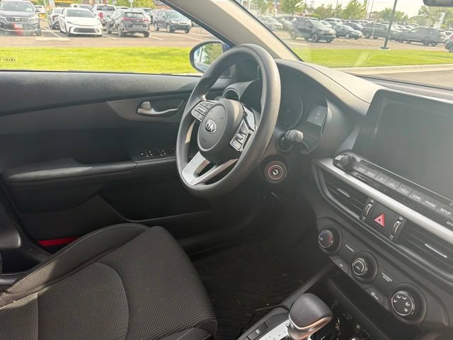 Used 2020 Kia Forte LXS FWD image 13