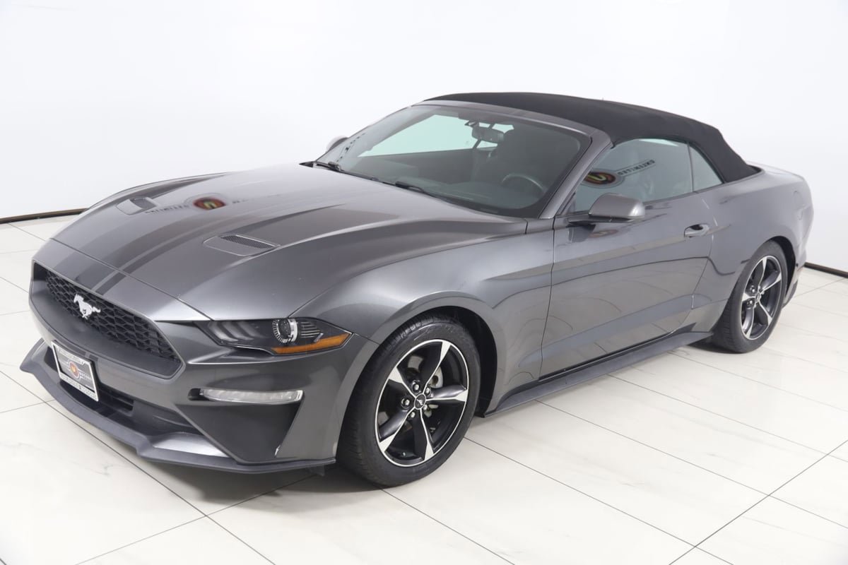 Used 2020 Ford Mustang Convertible RWD image 23
