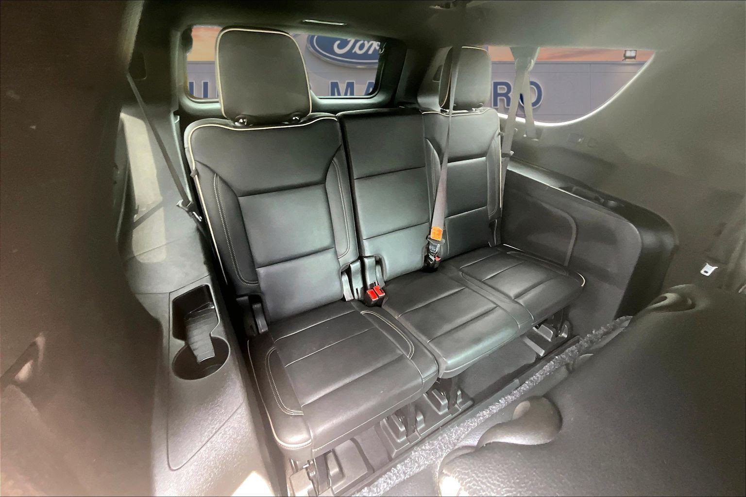 Used 2021 Chevrolet Suburban Premier w/ Premium Package AWD/4WD image 28