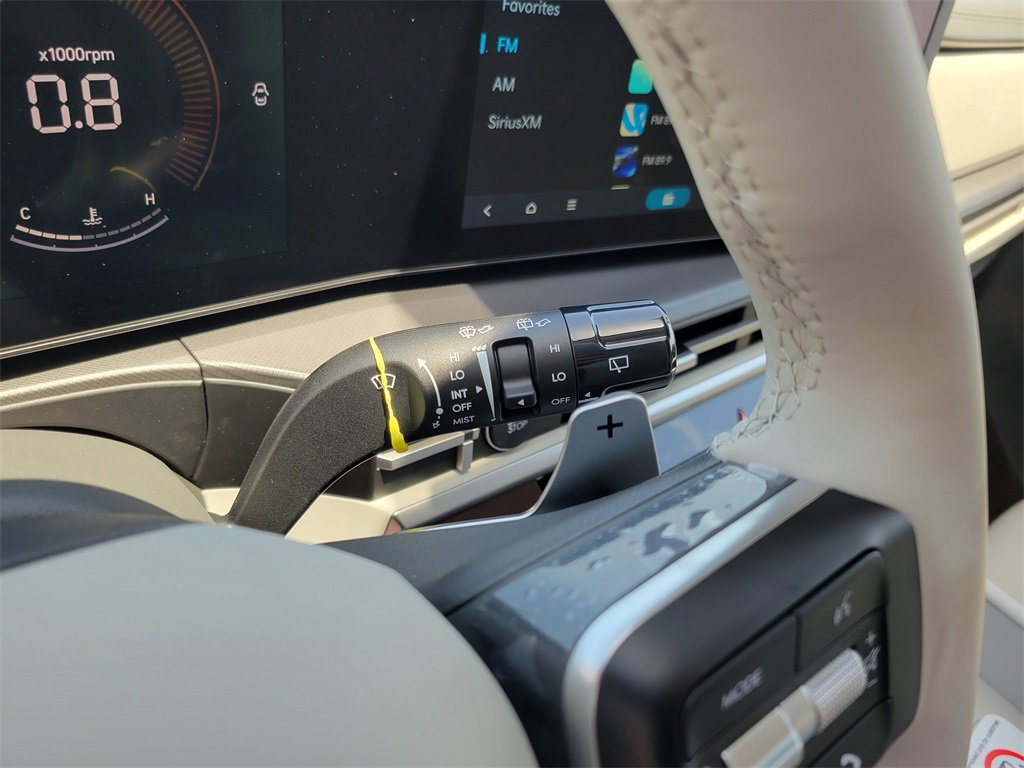 New 2025 Hyundai Santa Fe SEL image 17