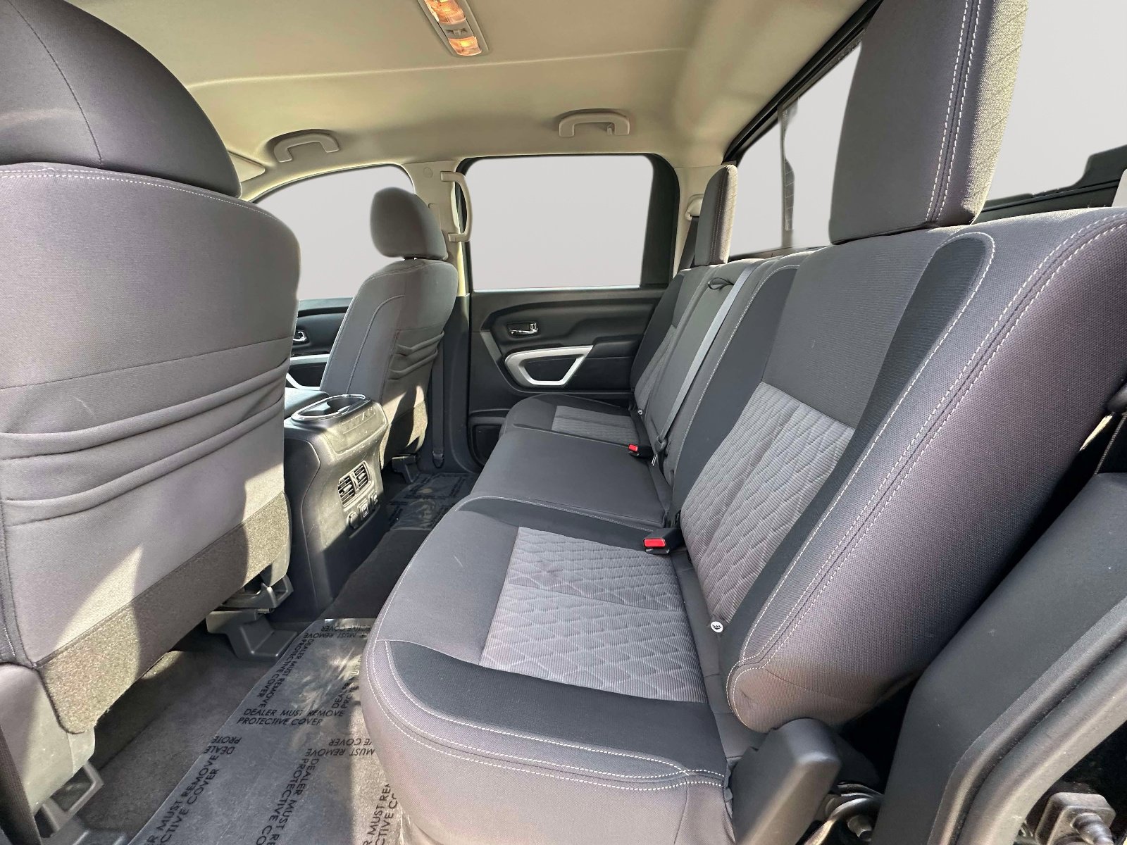 Used 2020 Nissan Titan SV w/ SV Convenience Package image 29