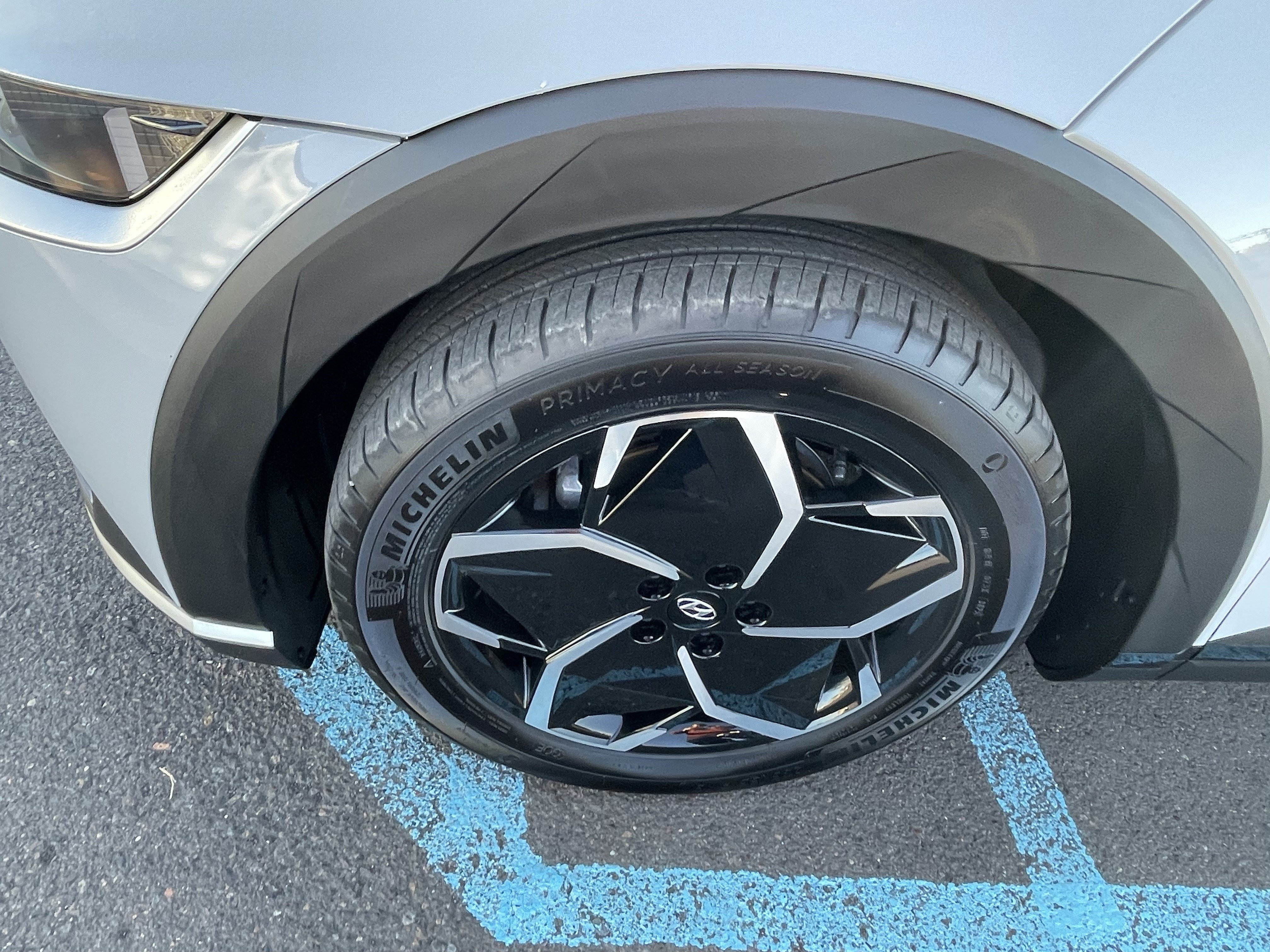 Certified 2023 Hyundai Ioniq 5 SEL AWD/4WD image 9
