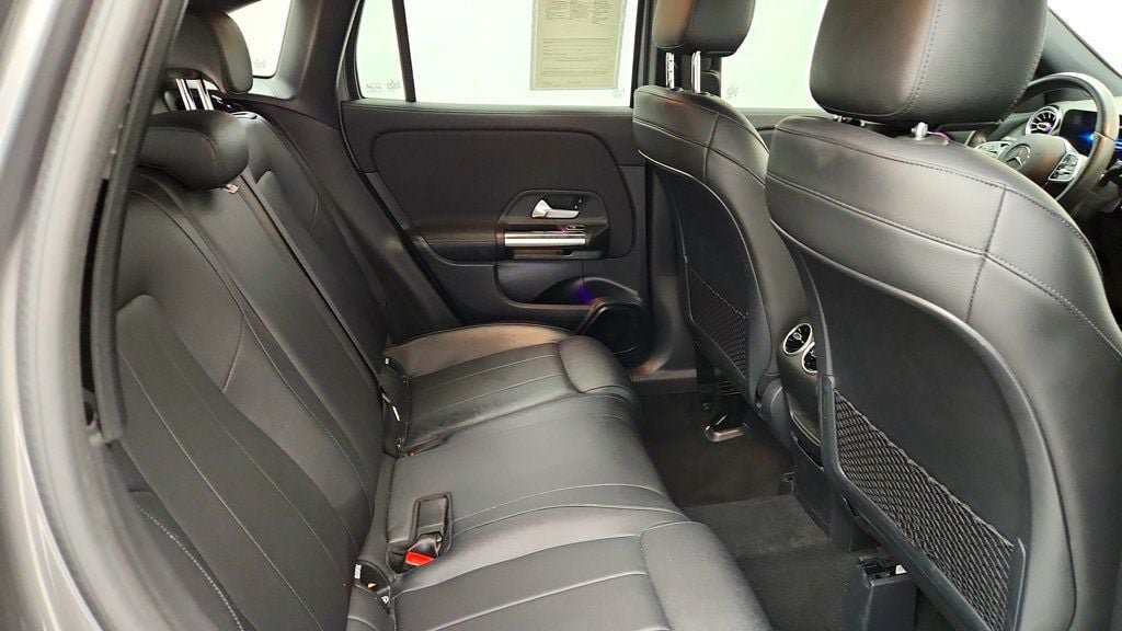 Used 2021 Mercedes-Benz GLA 250 4MATIC w/ Premium Package image 19