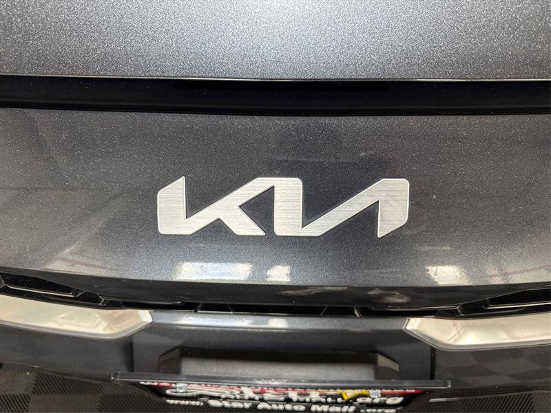 Used 2023 Kia Forte GT-Line w/ GT-Line Premium Package FWD image 24