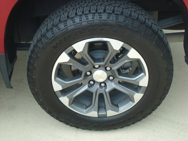 Certified 2026 Chevrolet Silverado 1500 High Country w/ Technology Package AWD/4WD image 14