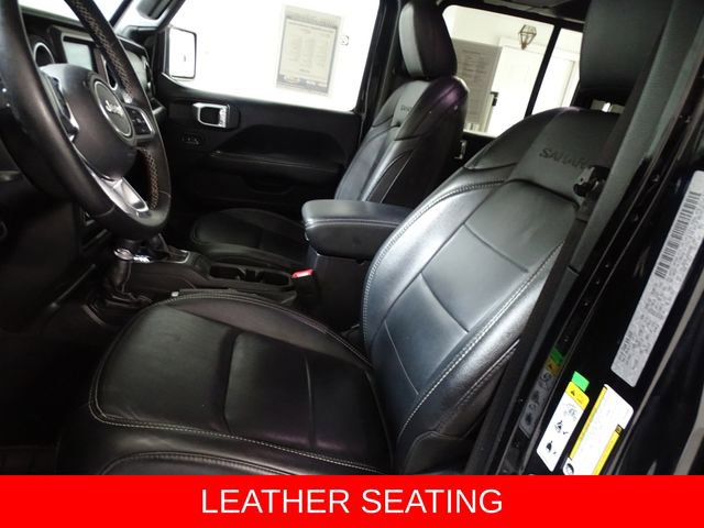 Used 2018 Jeep Wrangler Unlimited Sahara w/ Dual Top Group AWD/4WD image 2
