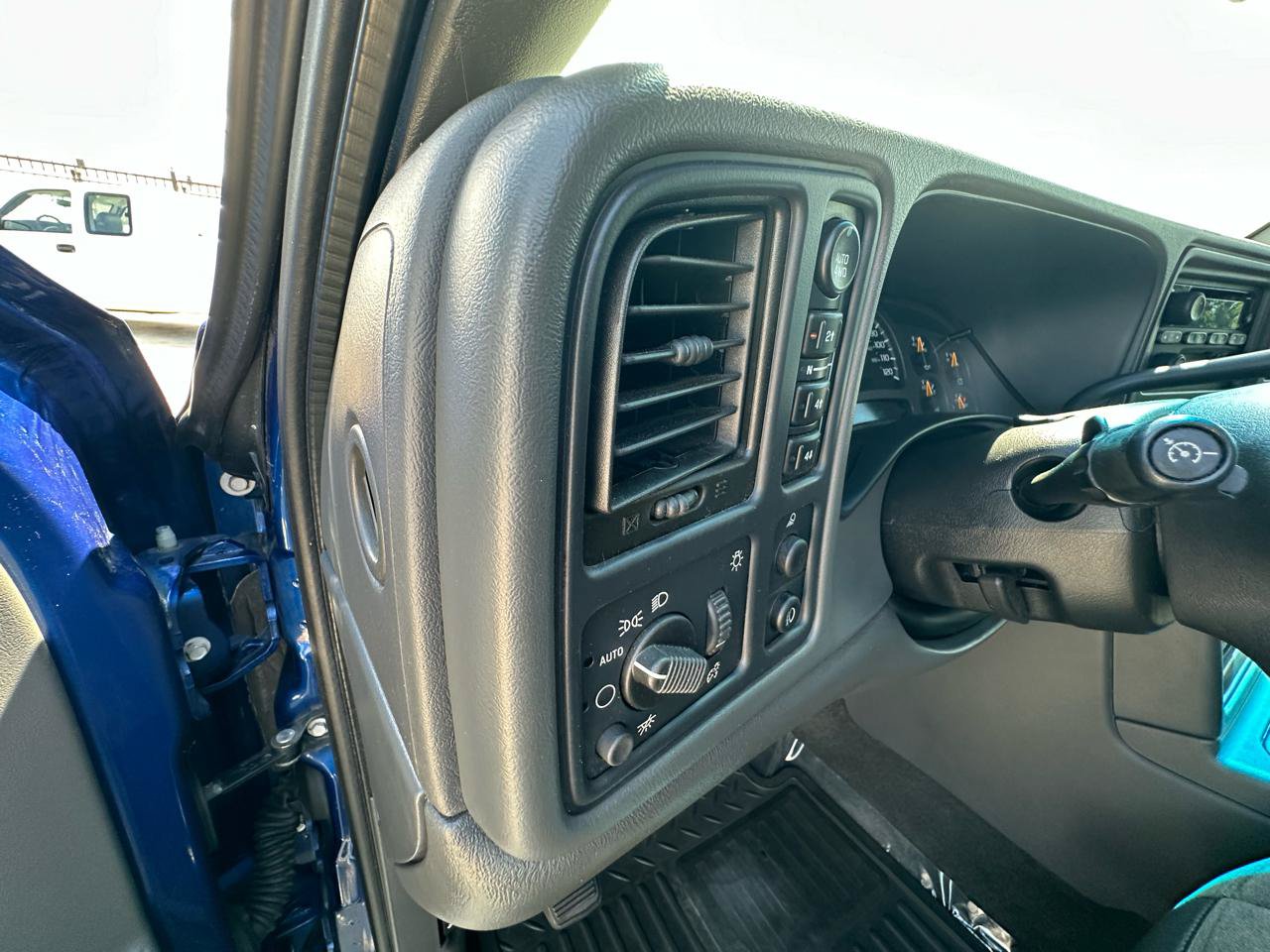 Used 2003 Chevrolet Silverado 1500 LS w/ Off-Road Package AWD/4WD image 61