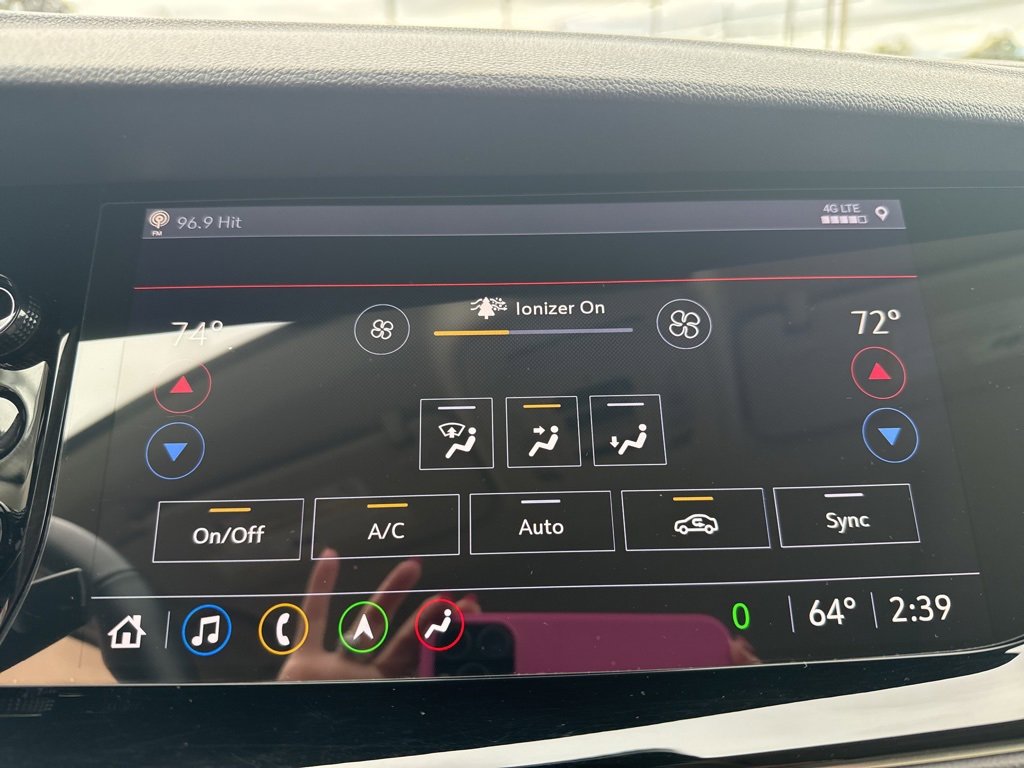 Used 2021 Buick Envision Avenir image 30