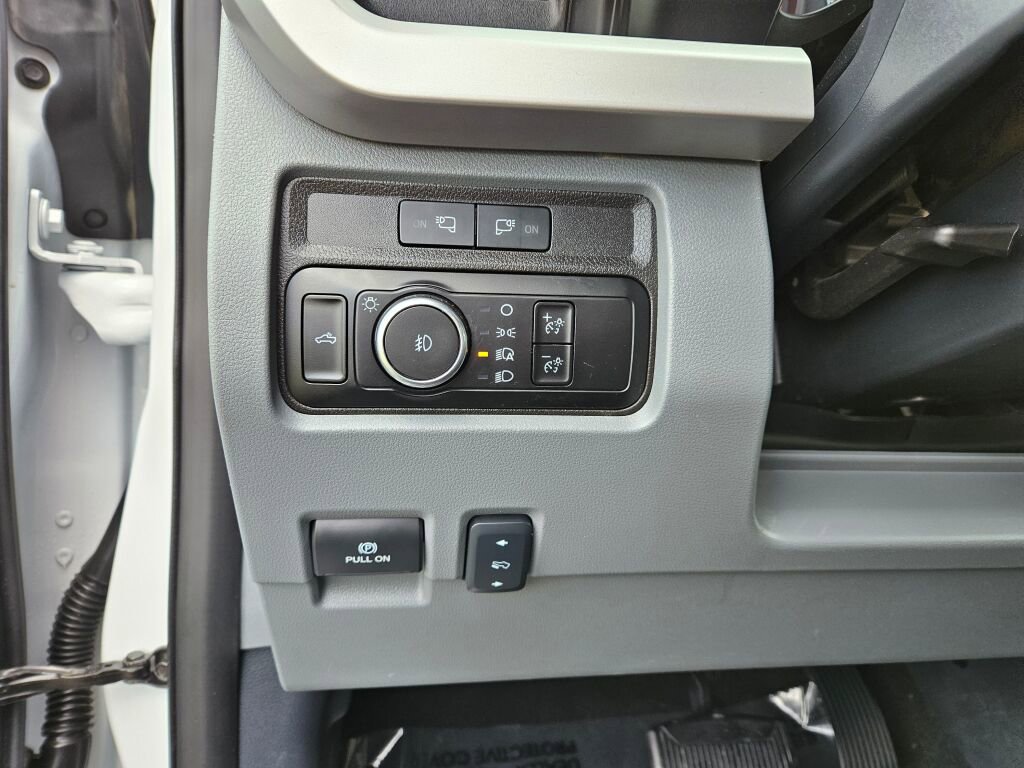Used 2024 Ford F450 XLT w/ 360-Degree Camera Package image 20
