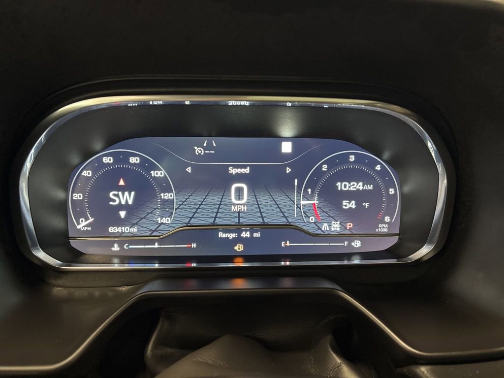 Used 2023 GMC Yukon XL AT4 w/ Technology Package image 39