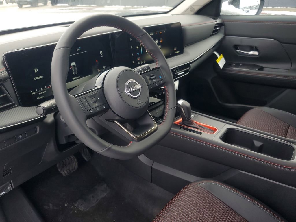 New 2026 Nissan Kicks SR w/ Cold Weather Package AWD/4WD image 15