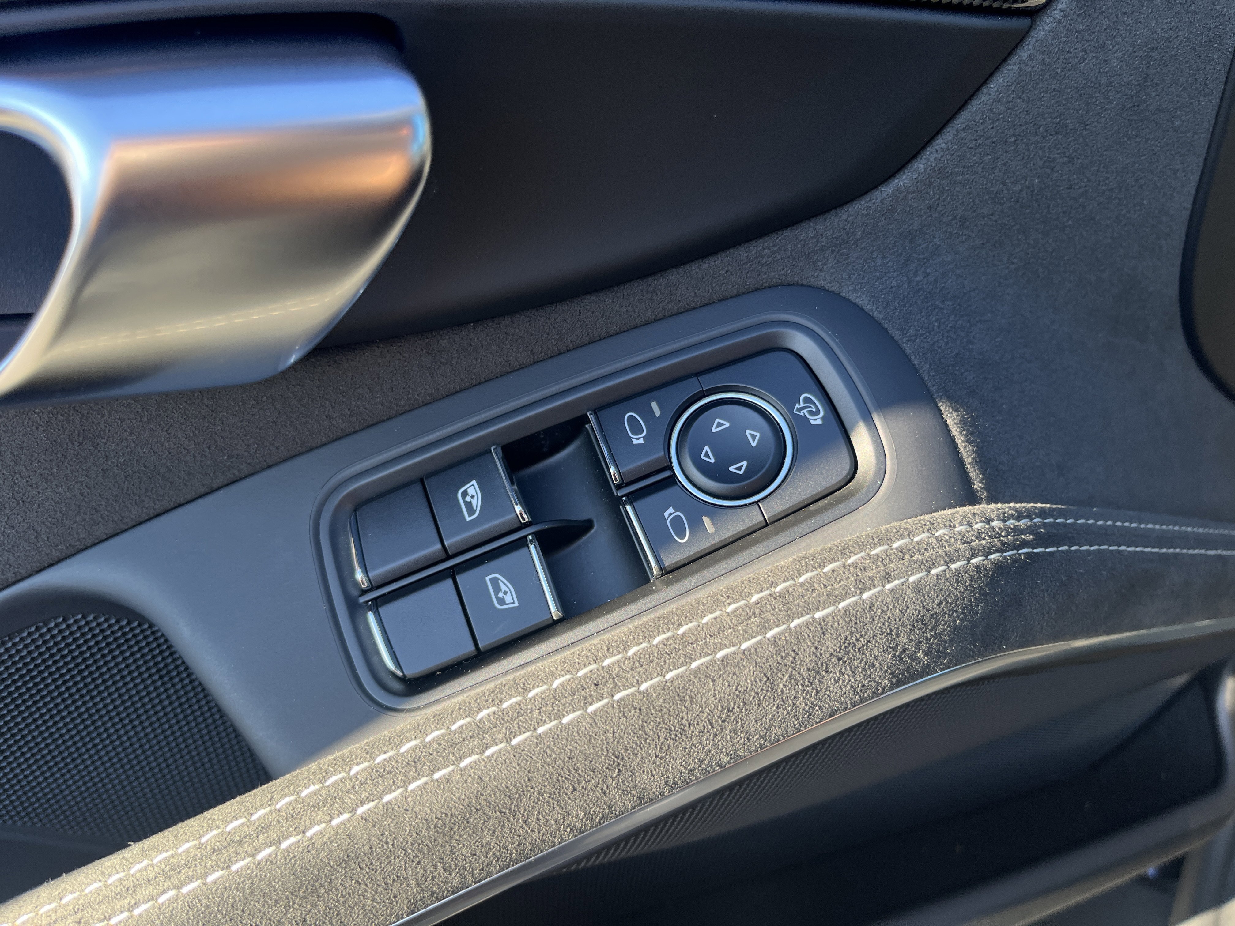 Used 2025 Porsche 718 Boxster GTS image 29