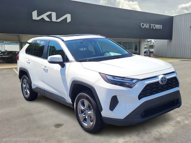 Used 2022 Toyota RAV4 XLE w/ Convenience Package