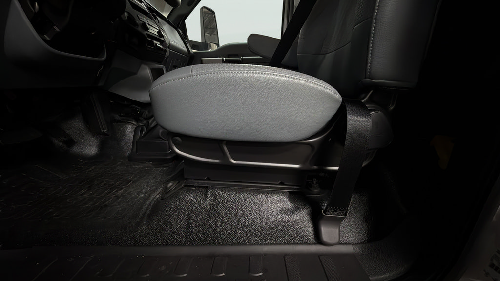 New 2025 Ford F650 2WD Regular Cab Super Duty image 20