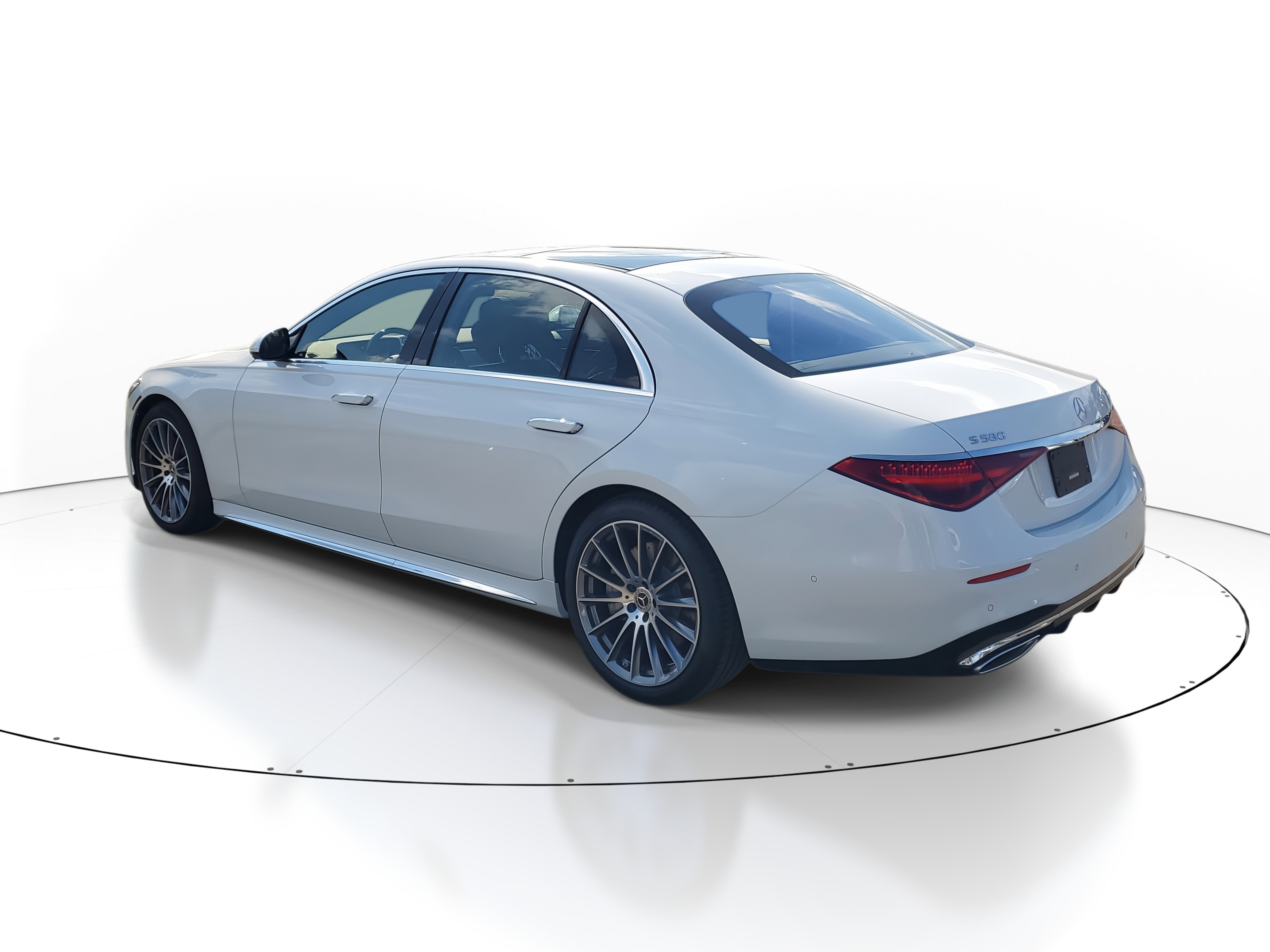 New 2026 Mercedes-Benz S 580 4MATIC Sedan image 3