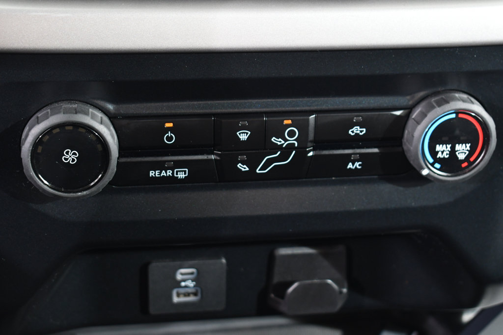 Used 2023 Ford F150 XLT AWD/4WD image 30