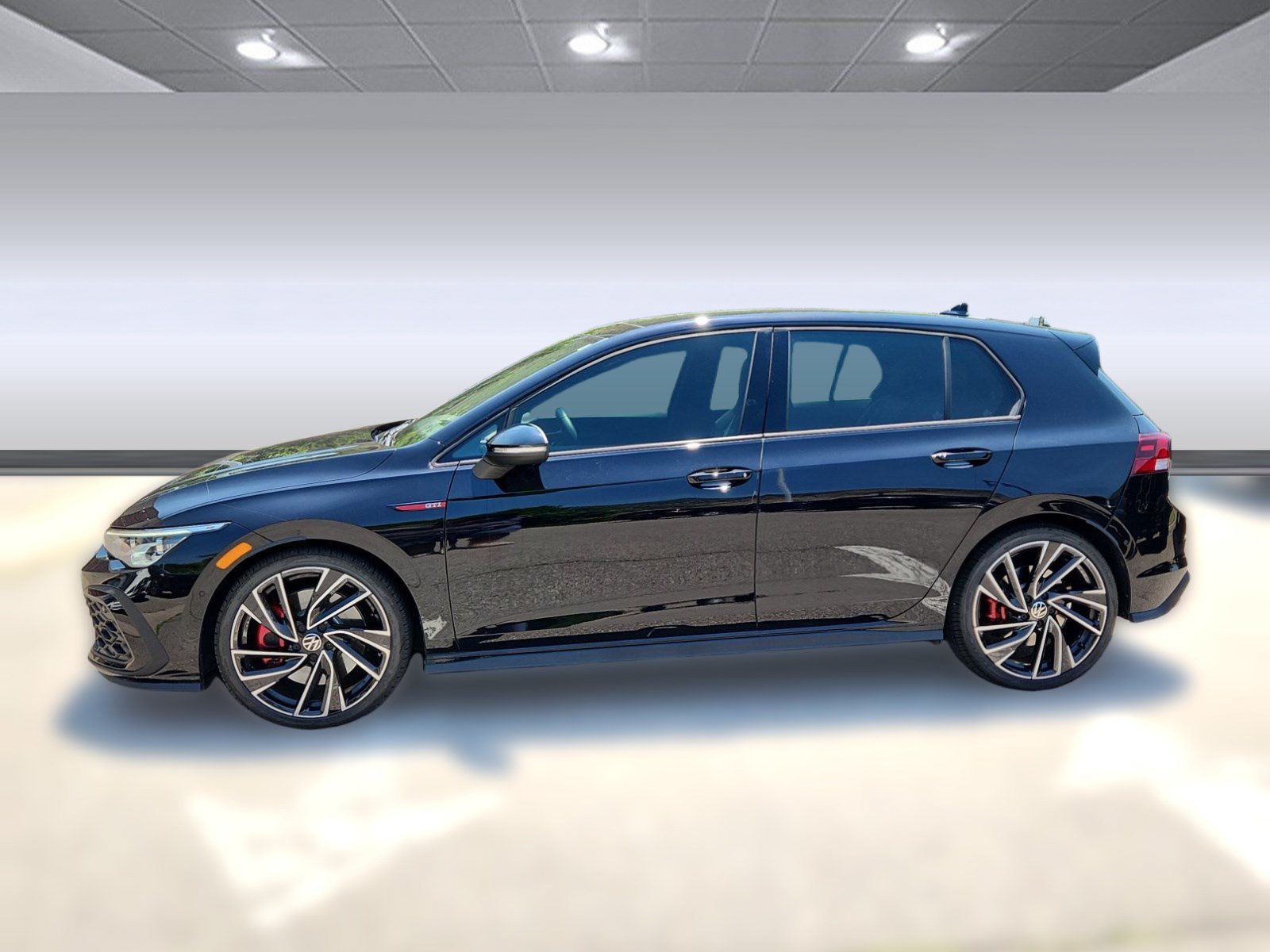 Used 2022 Volkswagen GTI Autobahn FWD image 2