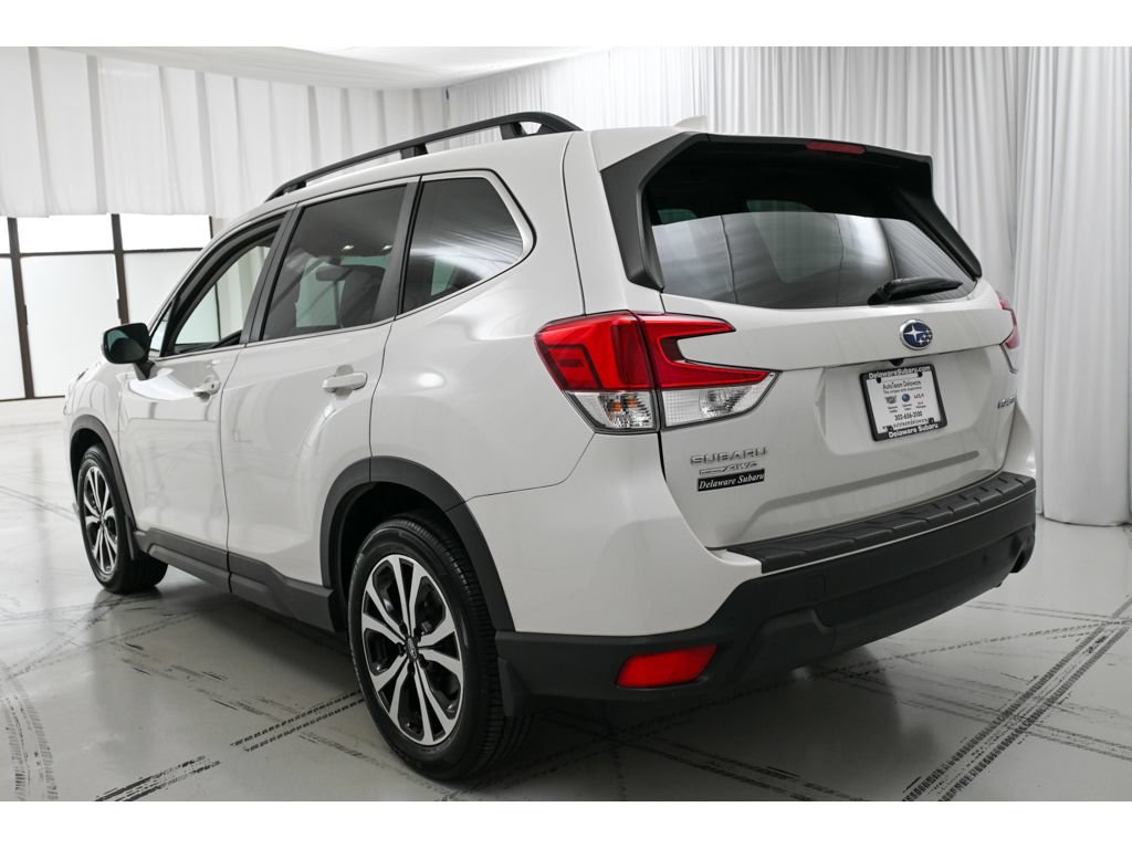 Used 2023 Subaru Forester Limited AWD/4WD image 5