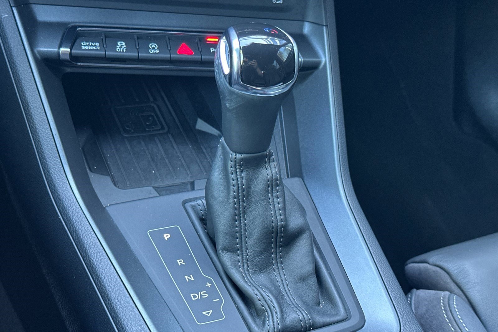 Used 2019 Audi Q3 2.0T Premium Plus image 28