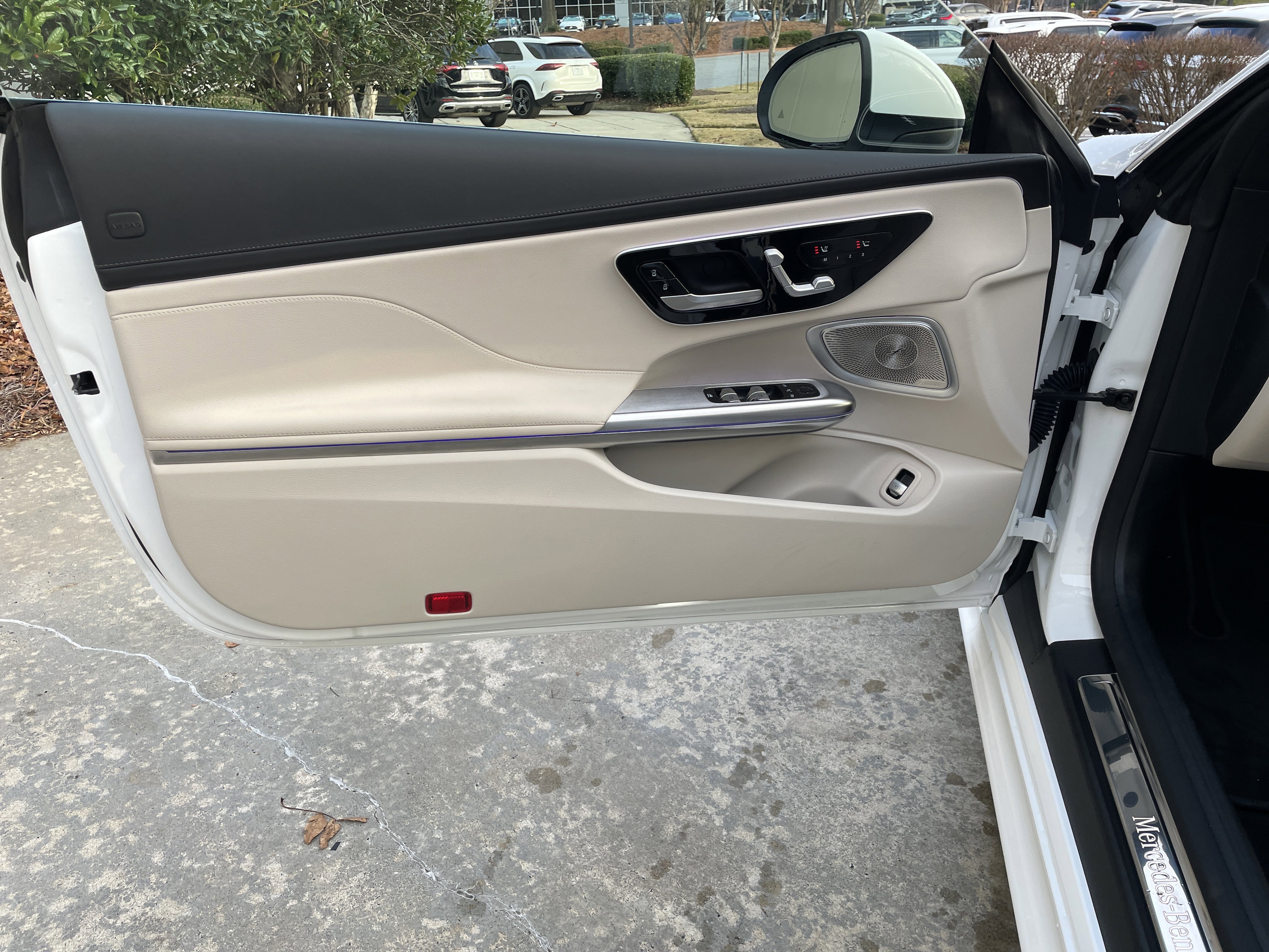 Certified 2024 Mercedes-Benz CLE 300 4MATIC Cabriolet image 27