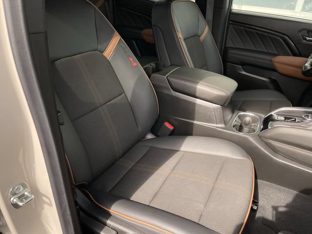Used 2026 GMC Canyon AT4 AWD/4WD image 24