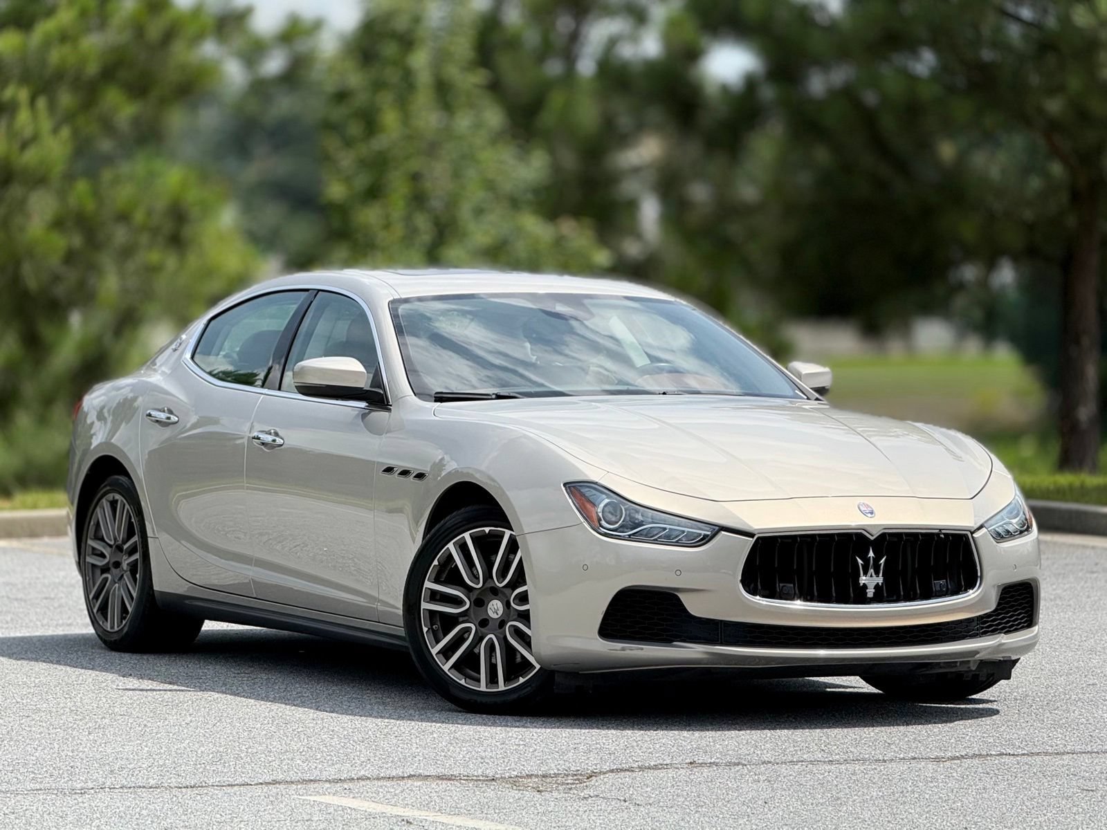 Used 2017 Maserati Ghibli S RWD image 13