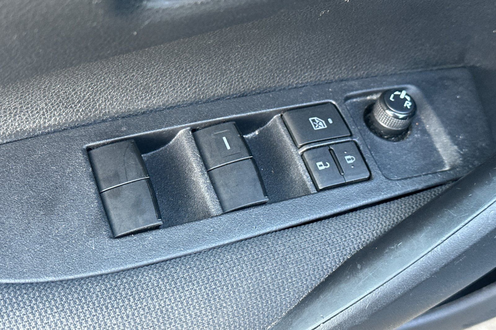 Used 2024 Toyota Corolla LE image 12