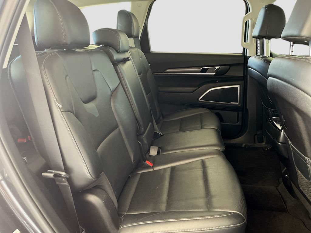 Used 2023 Kia Telluride LX AWD/4WD image 28