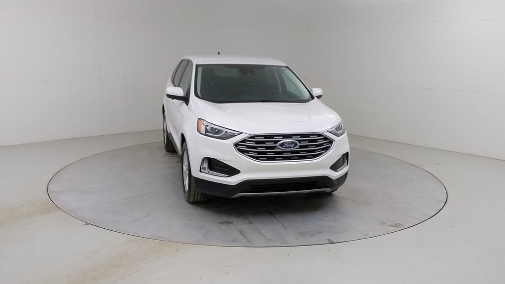 Certified 2022 Ford Edge SEL w/ Convenience Package image 9
