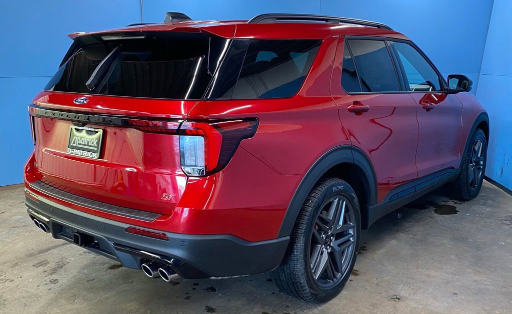 New 2026 Ford Explorer ST w/ Sun And Sound Package image 9