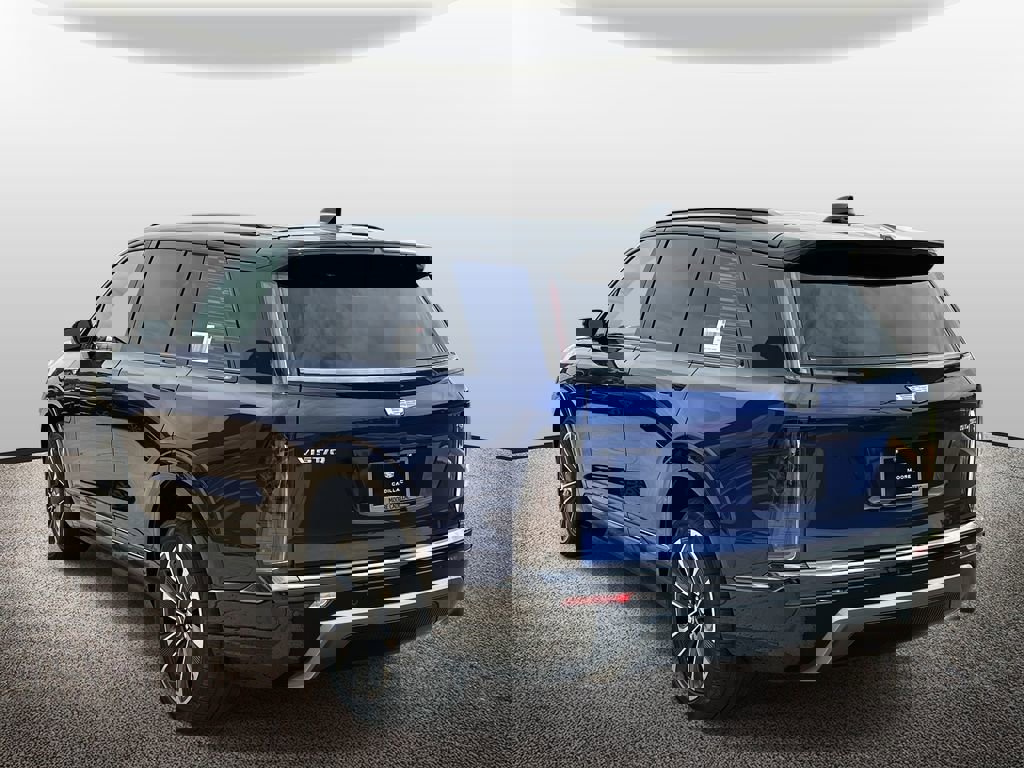 New 2026 Cadillac Vistiq Sport image 4