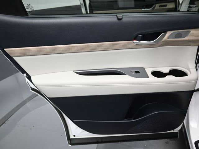 Used 2021 Hyundai Palisade Limited image 33