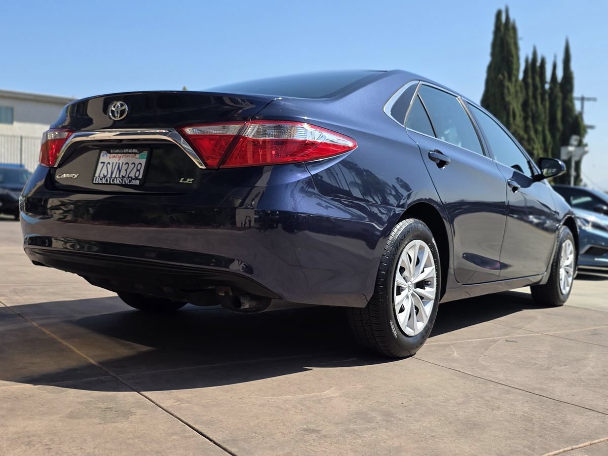 Used 2016 Toyota Camry LE FWD image 11