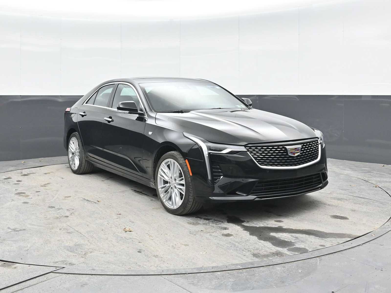 Used 2023 Cadillac CT4 Premium Luxury image 6