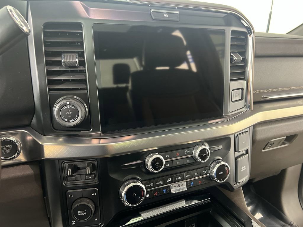 Used 2025 Ford F250 King Ranch AWD/4WD image 12