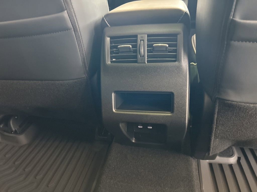 New 2026 Mitsubishi Outlander Trail Edition image 33