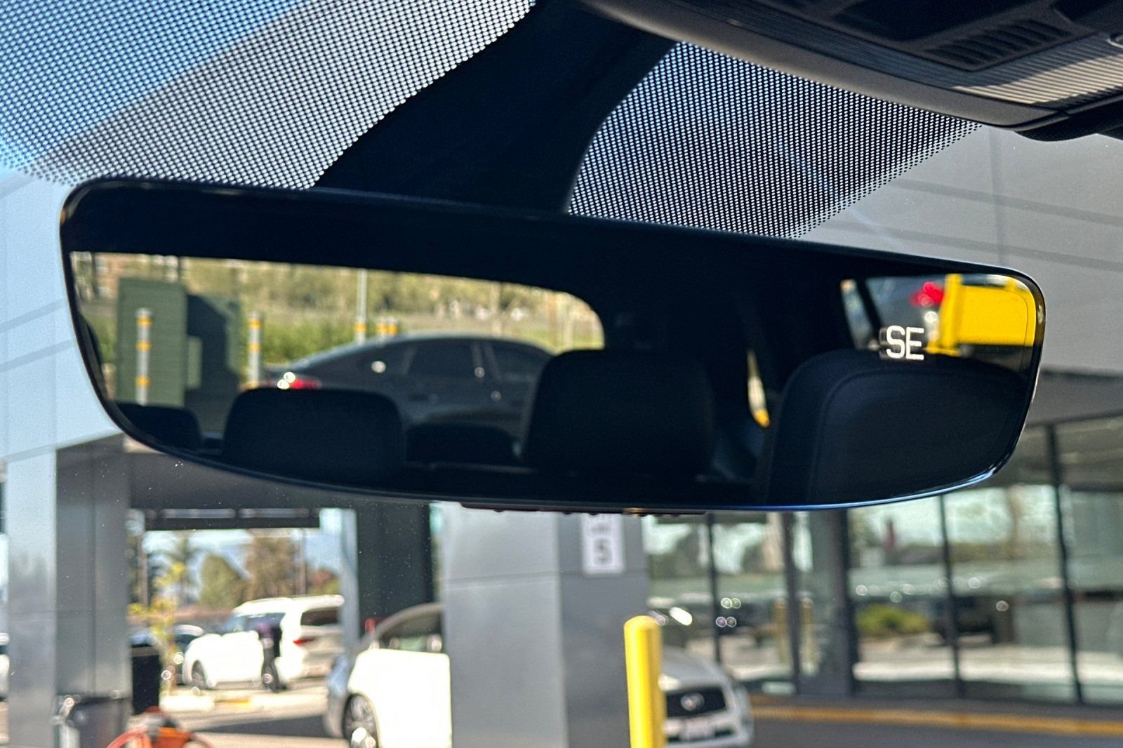 Used 2019 Volkswagen Tiguan SEL R-Line image 26