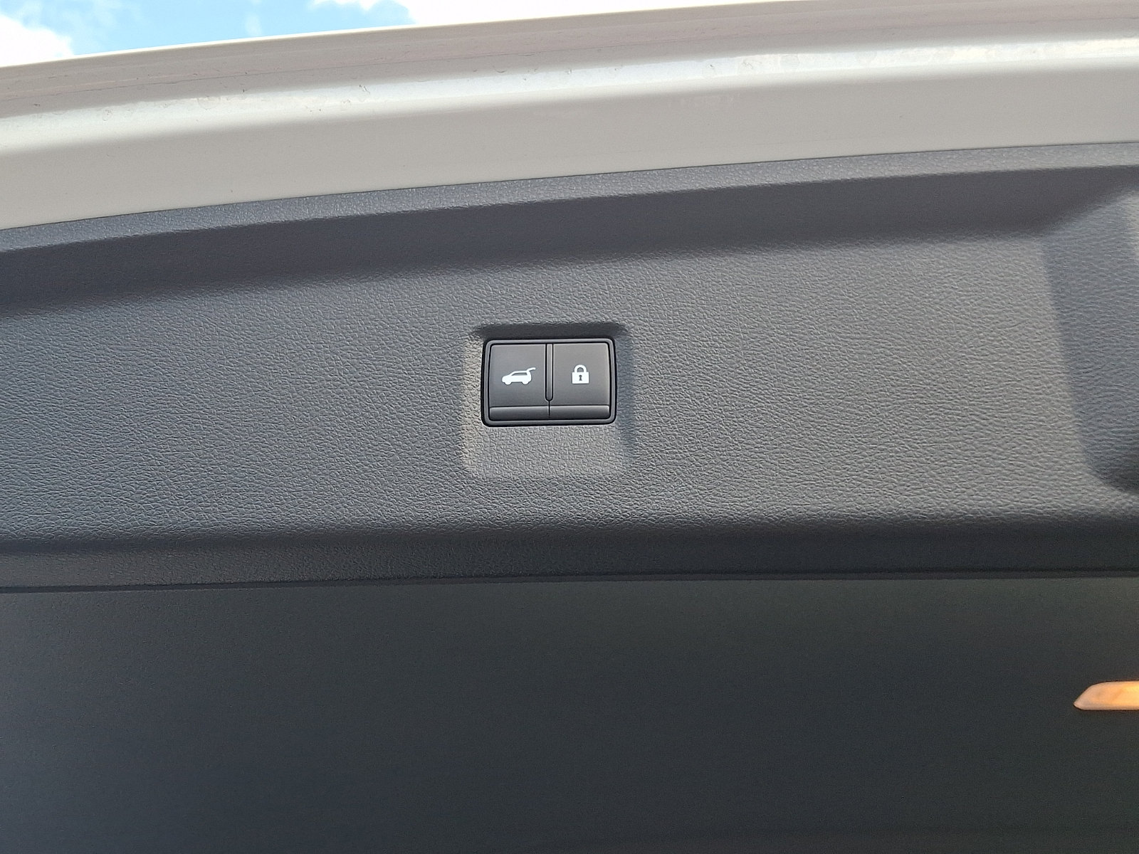 Certified 2025 INFINITI QX60 Sensory AWD/4WD image 31