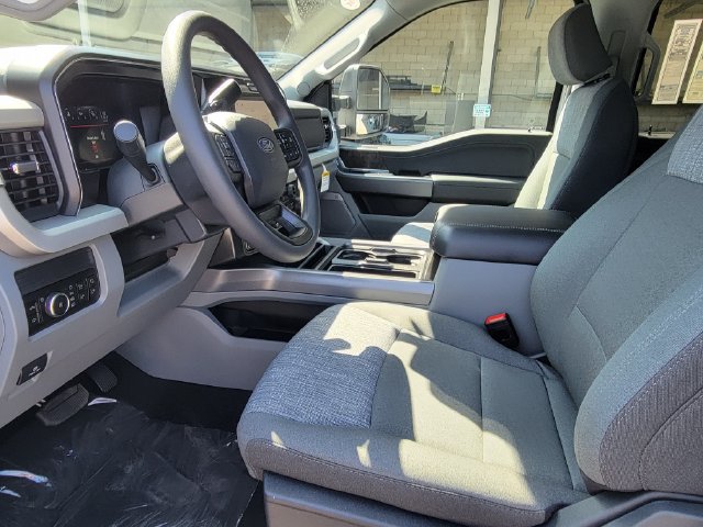 New 2027 Ford F250 XLT w/ XLT Premium Package AWD/4WD image 25