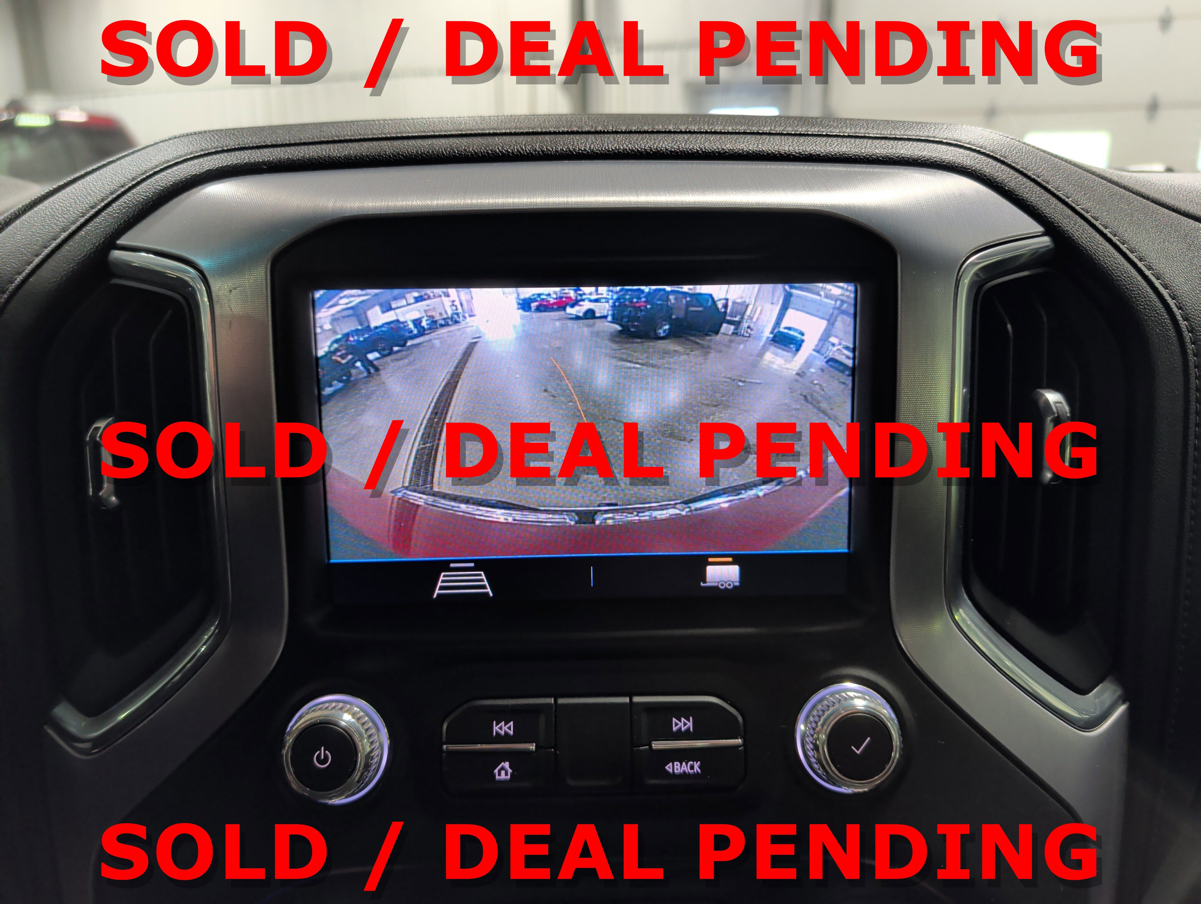 Used 2021 GMC Sierra 2500 SLE w/ SLE Value Package; AWD/4WD image 12
