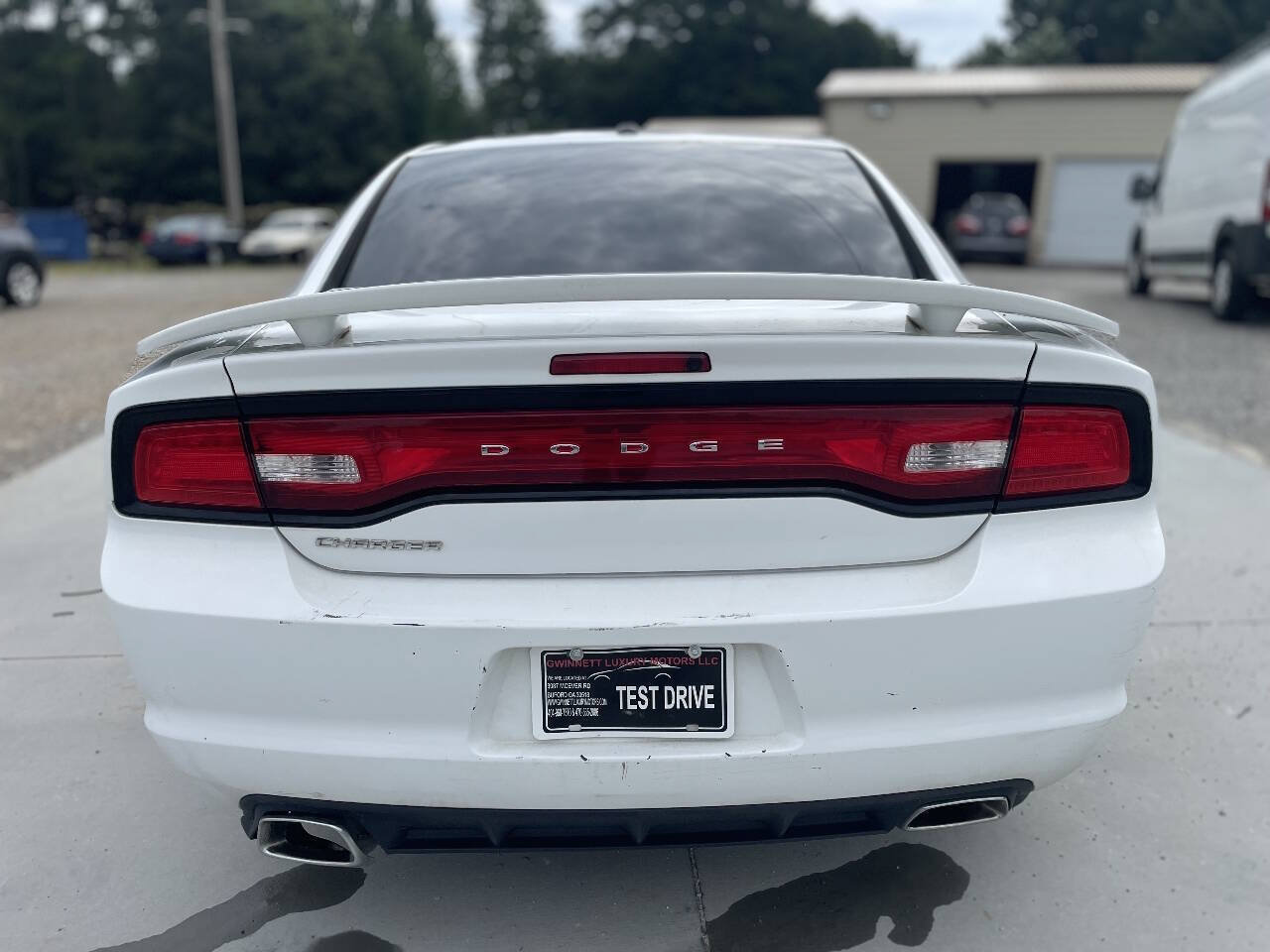 Used 2014 Dodge Charger SXT w/ Blacktop Package RWD image 4