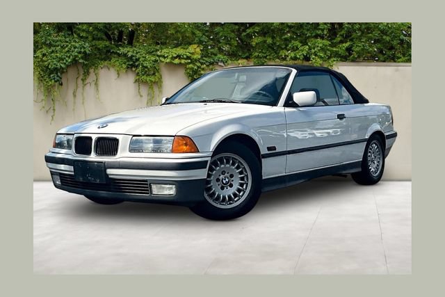 Used 1995 BMW 325i Convertible RWD image 1