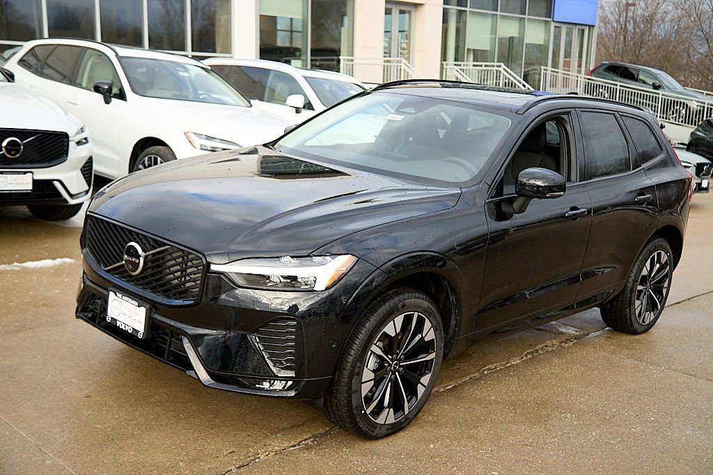 New 2026 Volvo XC60 B5 Plus w/ Protection Package Premier image 6
